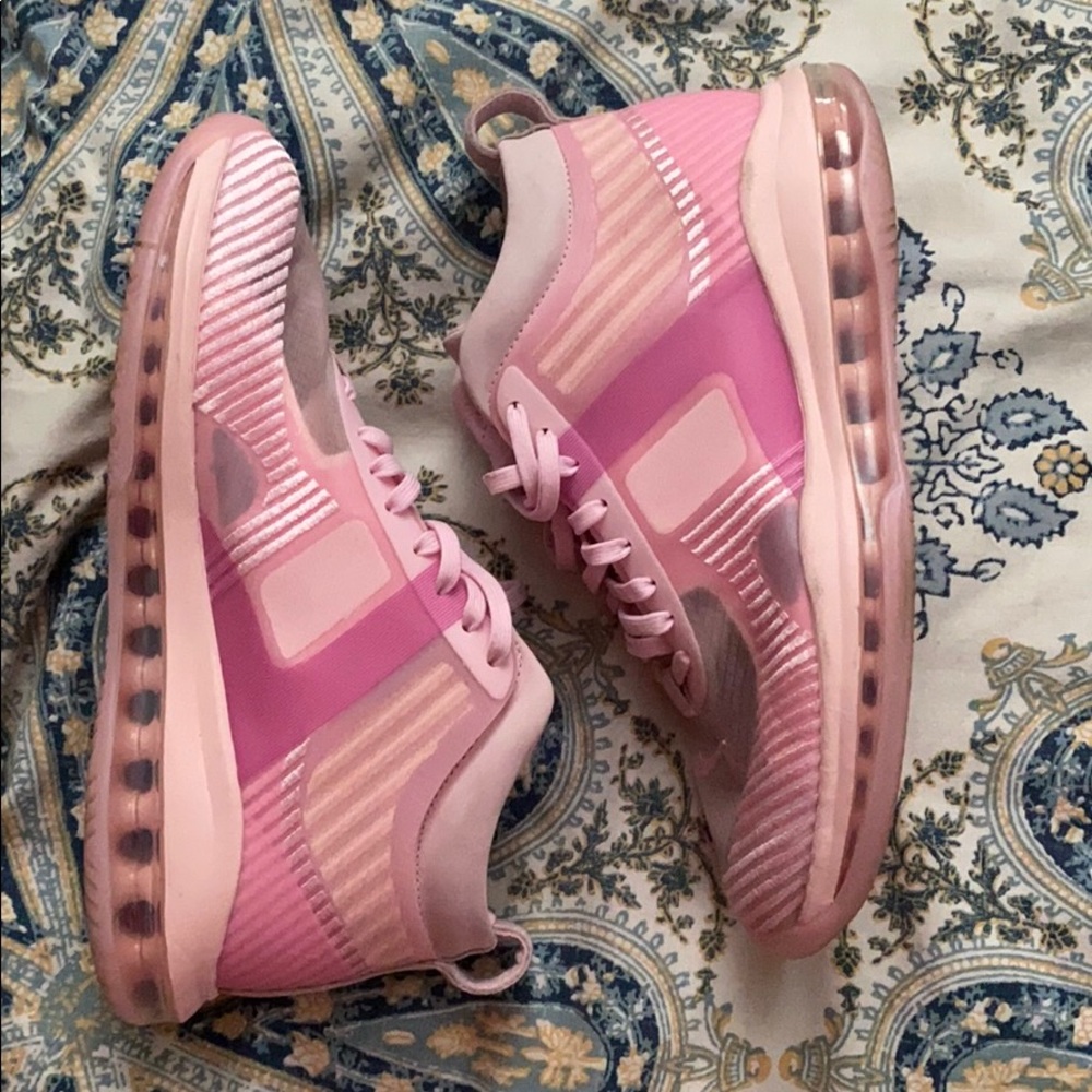 John Elliot x Lebron Pink Mesh Nike